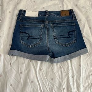 NWT American Eagle Hi-Rise Shortie Size 4